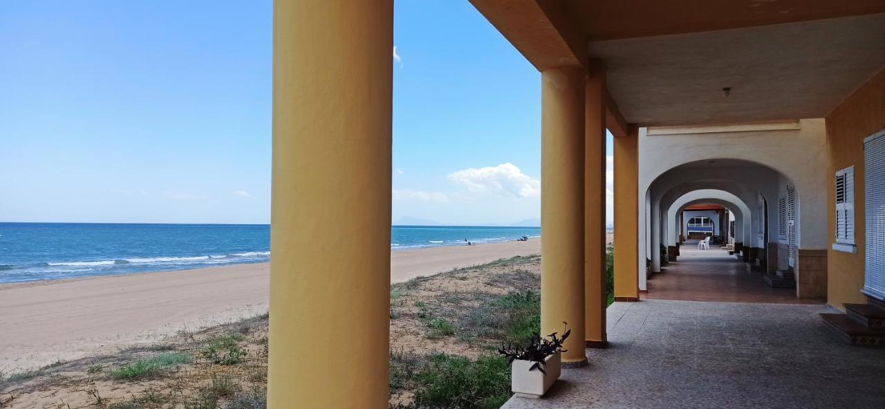 Room MOUNTAIN front beach - HABITACION en piso de playa ! Tavernes de la Valldigna Buitenkant foto