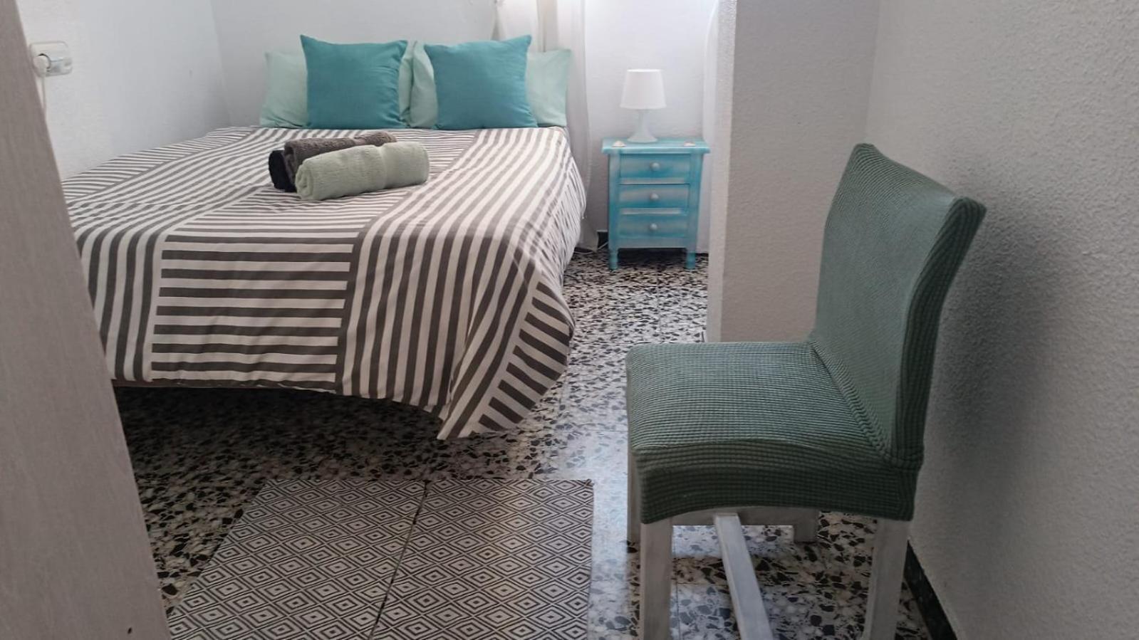 Room MOUNTAIN front beach - HABITACION en piso de playa ! Tavernes de la Valldigna Buitenkant foto